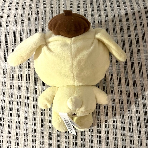 🎉RARE🎉 - Sanrio limited edition Hello Kitty dressed as Pompompurin costume - Picture 10 of 11